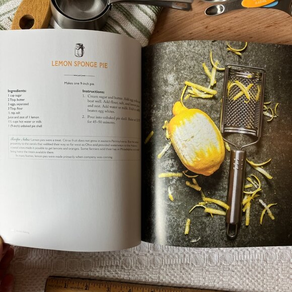 LIKE NEW - Amish Baking: Traditional Recipes for Bread, Cookies, Cakes, and Pies - Picture 4 of 10